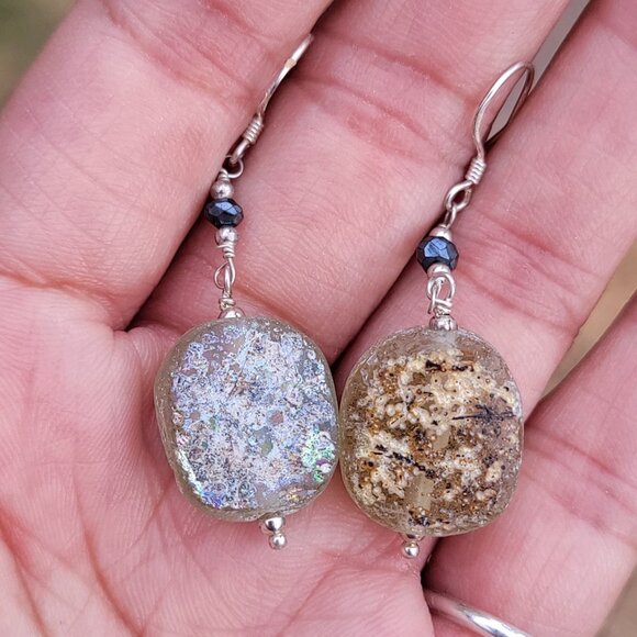 Ancient chunky Roman glass iridescent blue bead 925 sterling silver earrings - Picture 14 of 15